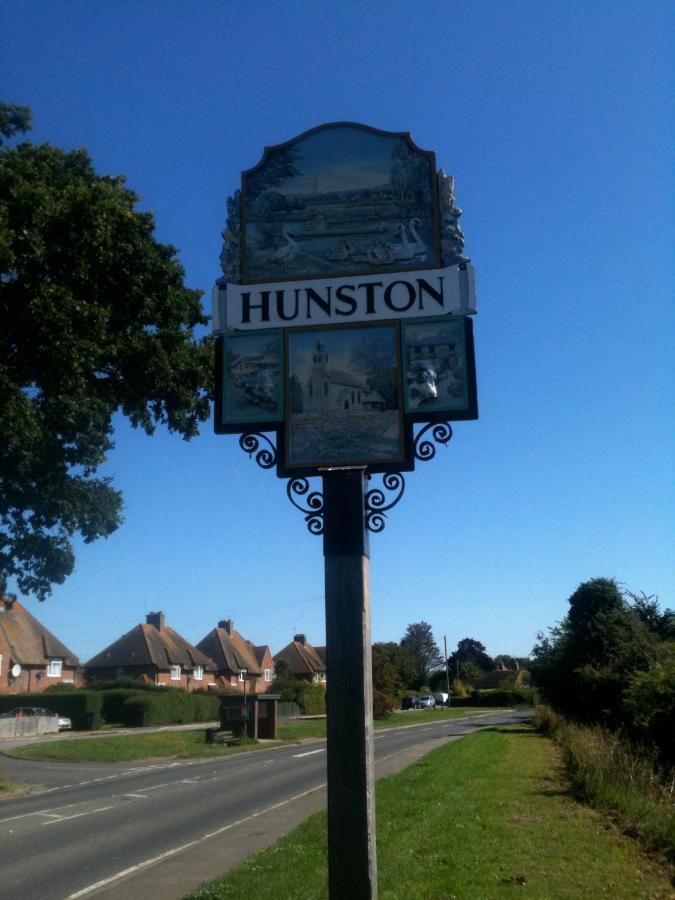 Hunston Mill Self Catering Dog Stay For Free Chichester Cameră foto